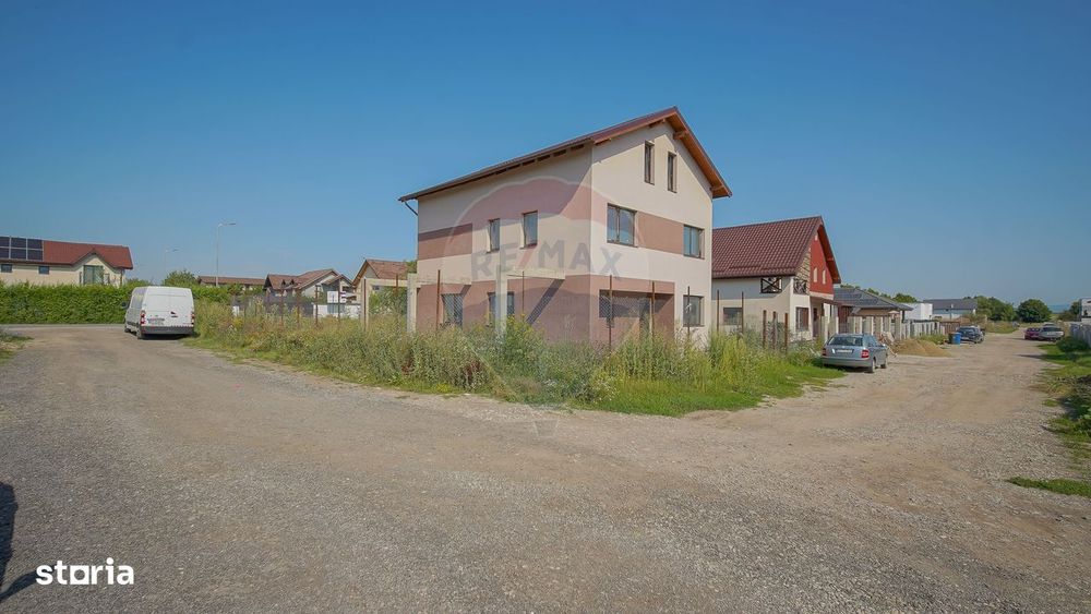 Comision 0 %! Casă de vânzare, Sânpetru!