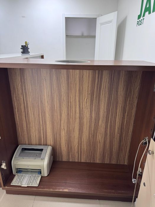 Ресепш продам б/у в хорошем состоянии