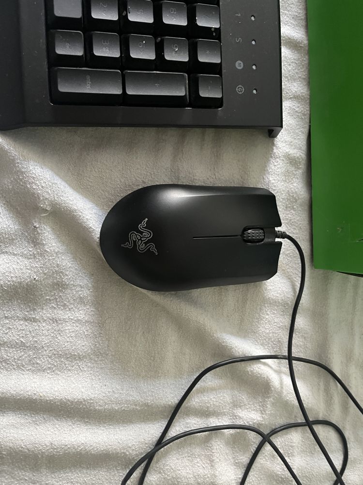 Set tastatura + mouse razer cu rgb