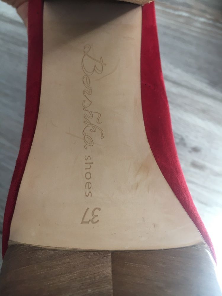 Pantofi rosii cu platforma - Bherska - marimea 37