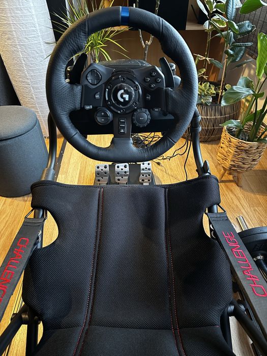Vand Playseat Challenge + volan + pedale Logitech G923 Trueforce PS