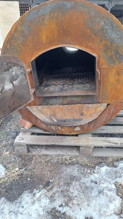 Продам большой твердотопливный котел