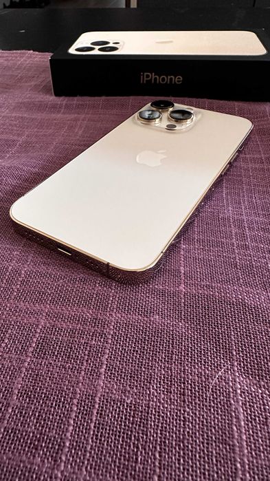 iPhone 13 Pro 256GB Gold – отлично състояние, с кутия