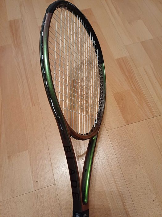 Тенис ракета Wilson Blade V8