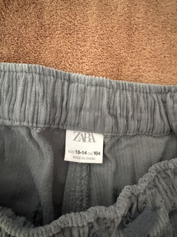 Къси панталони Zara