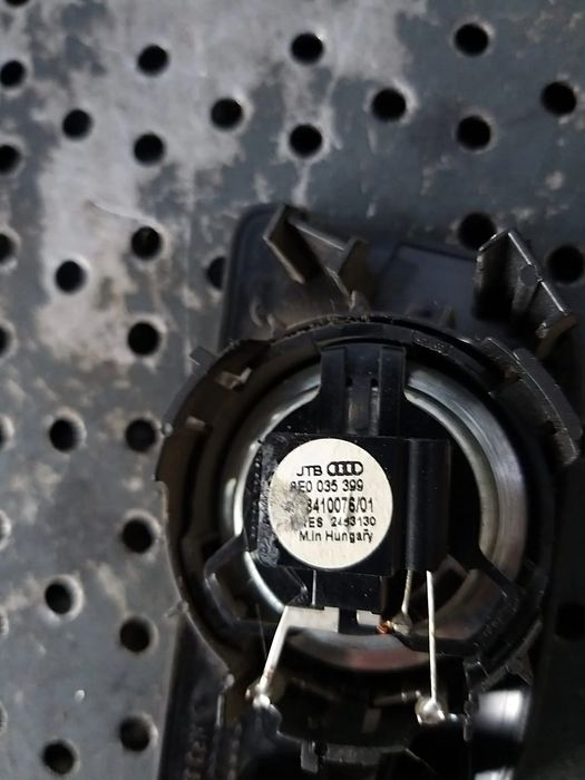 Boxa tweeter stanga spate audi a4 b6 8e 8e0035399