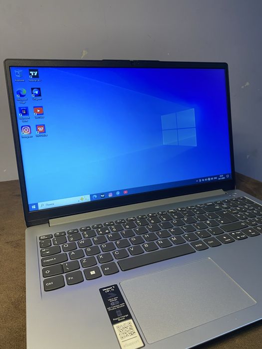 Lenova ideapad 1i