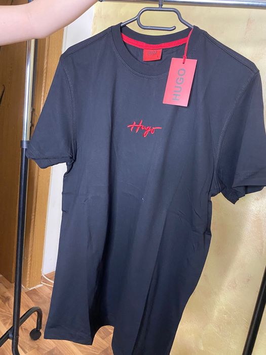 Tricou logo brodat