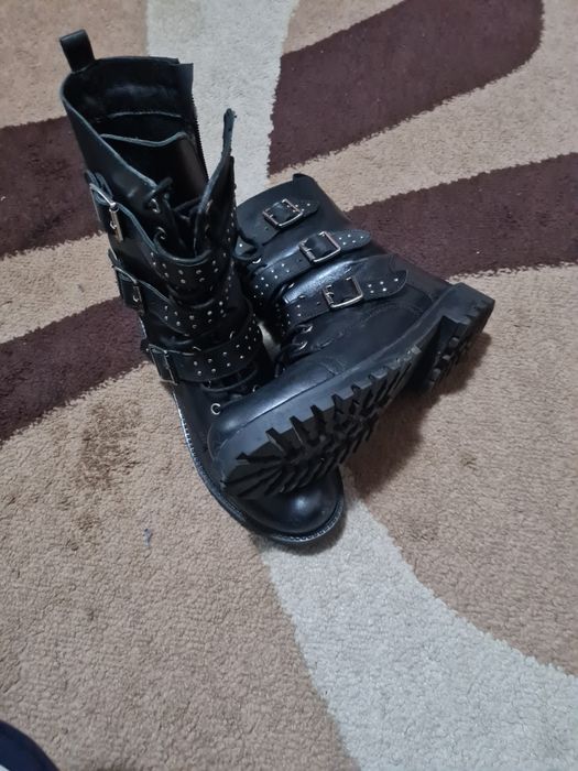 Ghete de Piele Primadonna Made In Italia