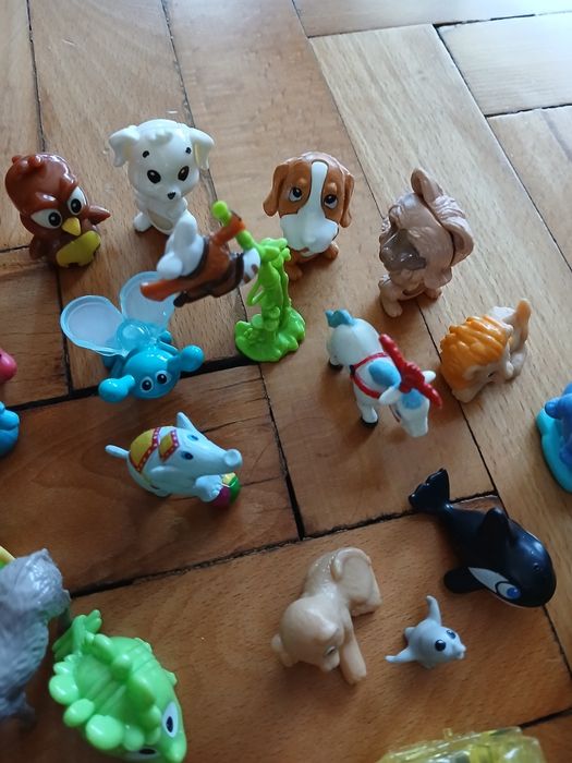 Играчки от шоколадови яйца