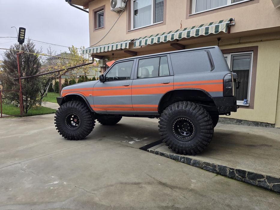 Nissan Patrol Y61 Gu4