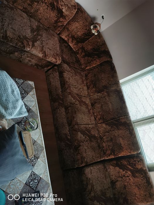 Ъглов диван с функция съм