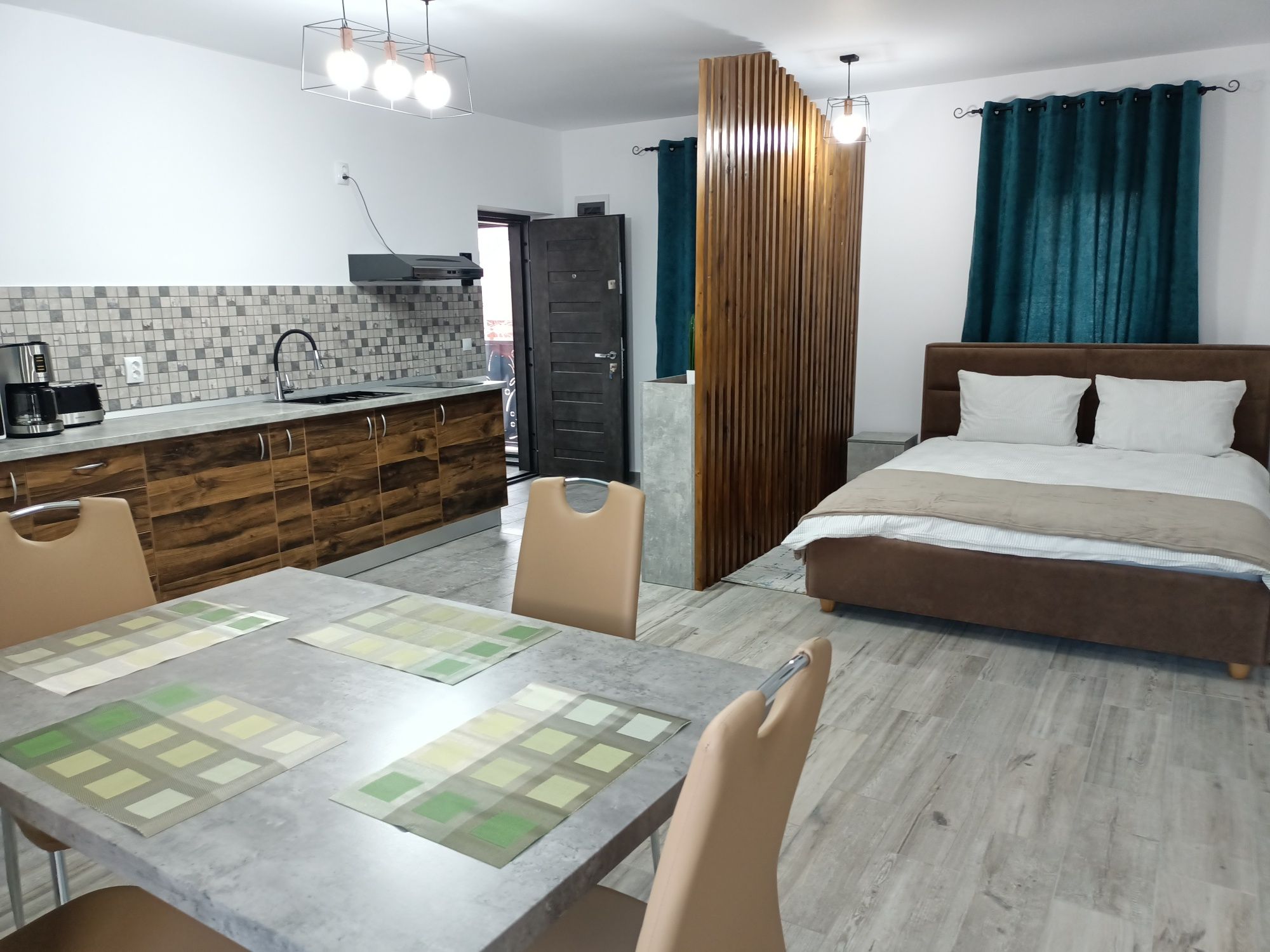 Apartamente și garsoniere in regim hotelier de lux