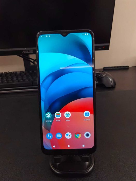 Телефон Motorola e7