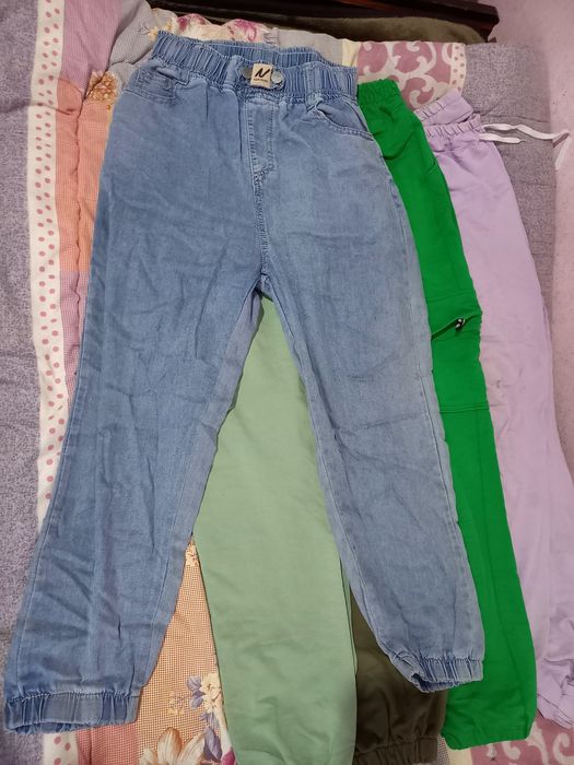 Осенние и полуосенниеспортивные  трико. Цвета как на фото.