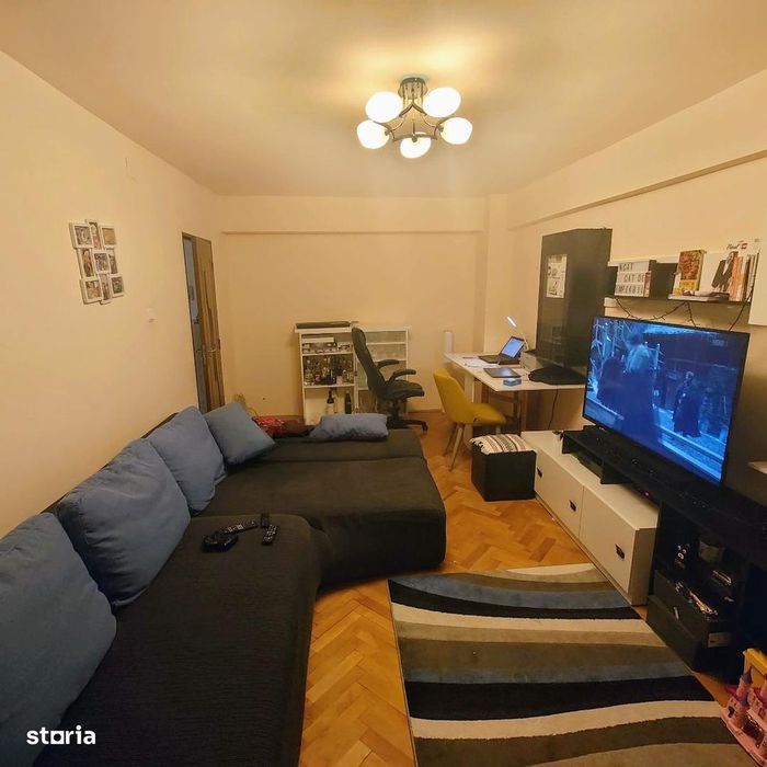 De vanzare Apartament 2 camere, zona Cetate-Omv.