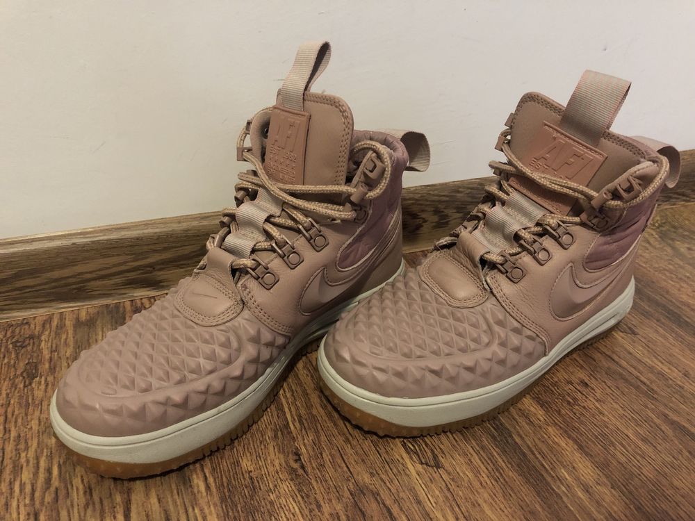 Маратонки Nike AF1, Steve Madden, Karl Lagerfeld, Liu Jo, Guess