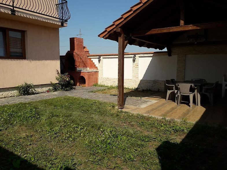 Inchiriez casa pt muncitori