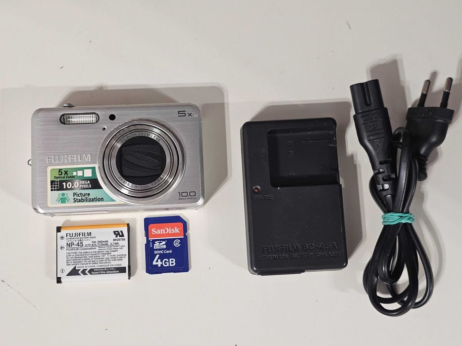 Y2K Aparat Foto digital compact Fujifilm J100 10MP 5xZoom