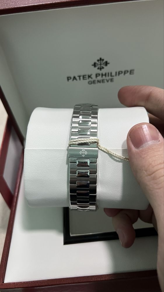 Patek Philippe Nautilius 5711/1A Blue Dial Stainless Steel (1:1)
