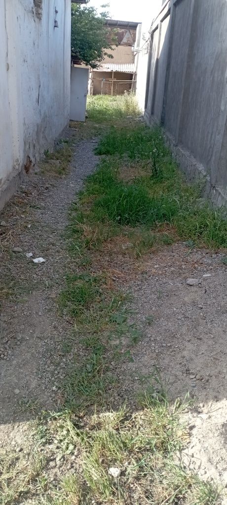 Yer sotiladi 5.5 sotik yashnaobod rayon