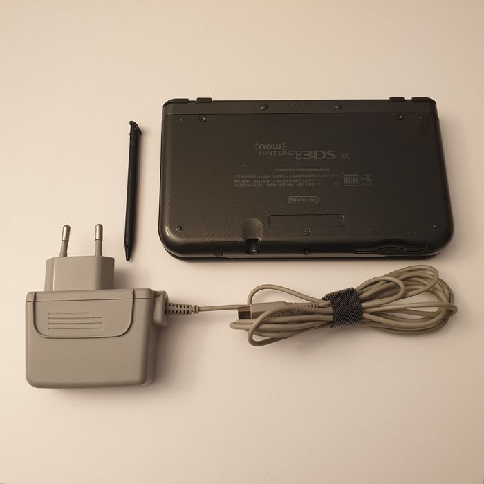 (Dual IPS) New Nintendo 3DS XL Metallic Black 64Gb modat