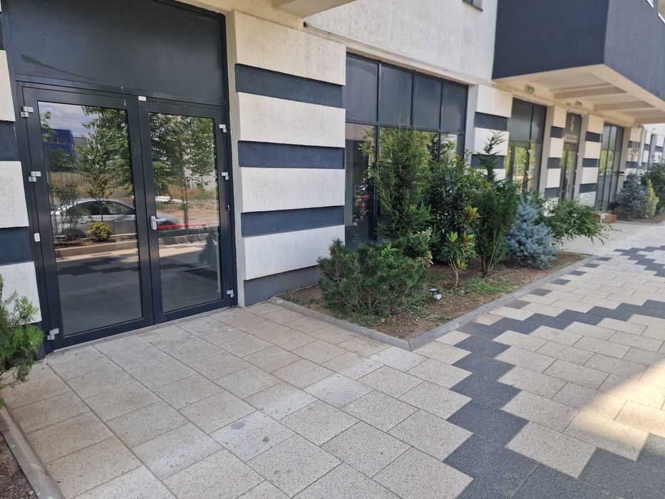 Spațiu comercial  NOU