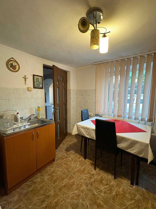 Vand casa sau schimb cu apartament in Alexandria sau Bucuresti