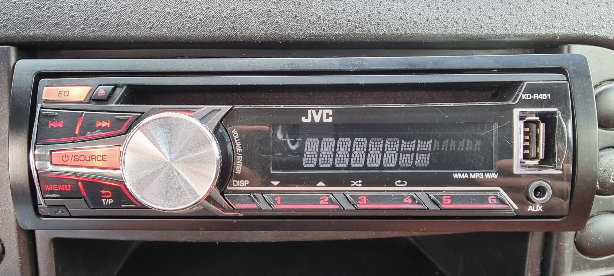 CD player JVC mp3 stic auxiliar