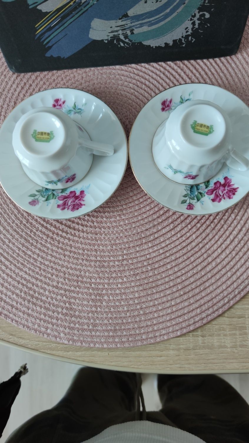 Set cănuțe de cafea din porțelan
