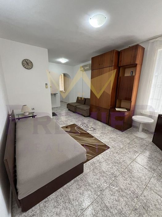 Дава се под наем Едностаен апартамент в Варна, Възраждане 4 - 40 кв.м за 204 € - Снимка #4