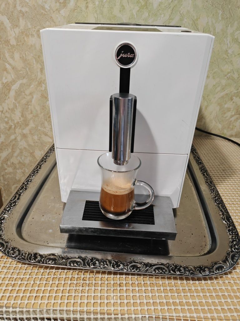 Jura A1 pianowhite