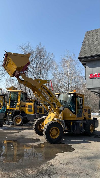 LUGONG T930LP Кубовый погрузчик с НИЗКОЙ кабиной