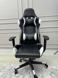 Игровое кресло белый Aray +