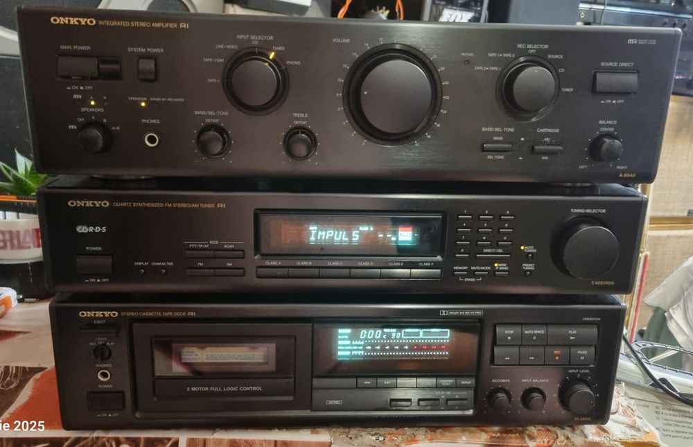 Linie audio completă Onkyo