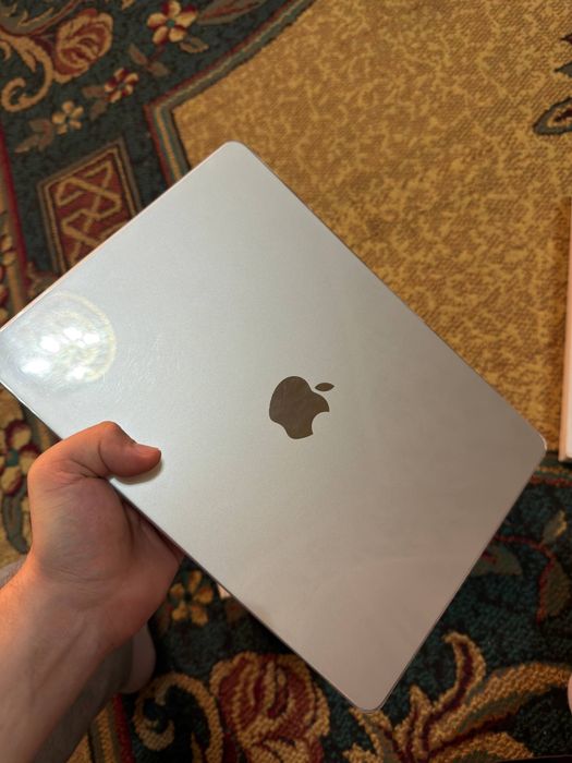 MacBook M2 Air 512 8 gb