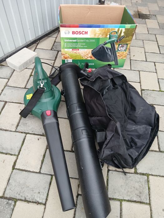 Vând suflanta bosch import Germania
