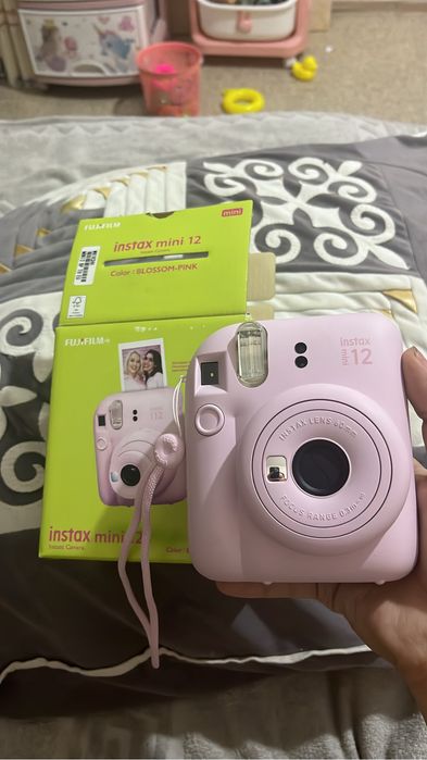Instax mini 12 б/у