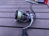 Combo mulineta Shimanoa Stradic 2500 FL + Daiwa Ballistic-X