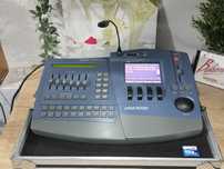 Consolă/mixer/controller lumini PILOT 3000,case transport,1024 DMX