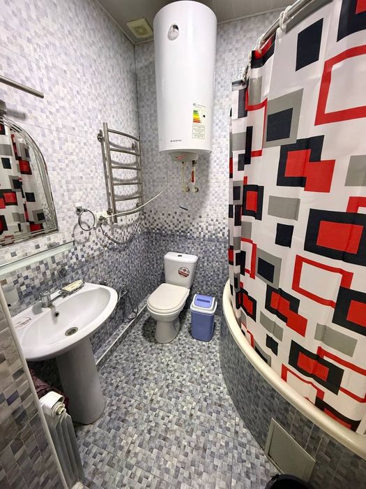 Сдается 3х комнатная  Рудакий