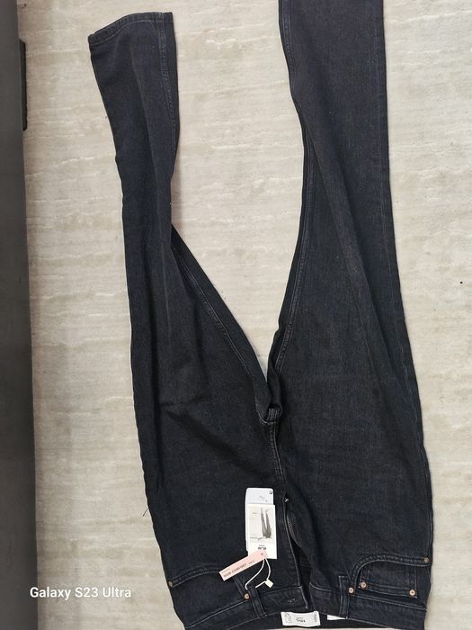 Различни модели дамски дънки