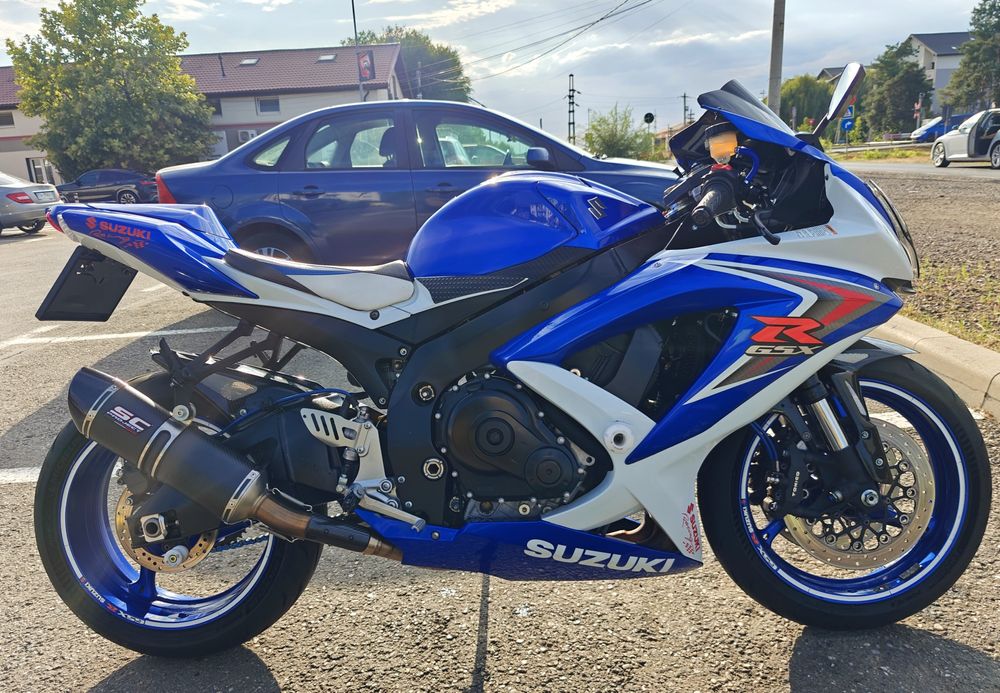 Suzuki Gsxr 750 k8