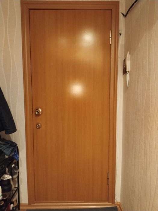 Отдам бесплатно межкомнатную двер.
