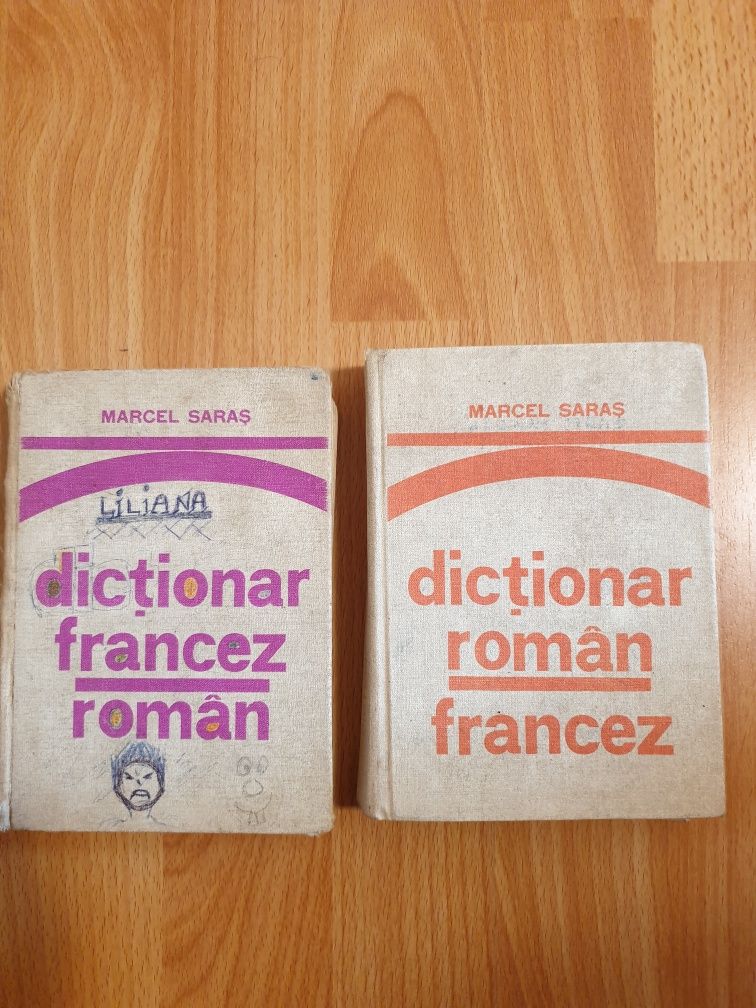 Doua dictionare (ro-fr si fr-ro)