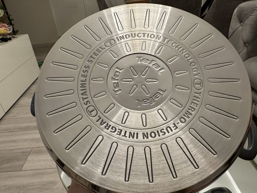 Тенджера TEFAL Induction (нова)