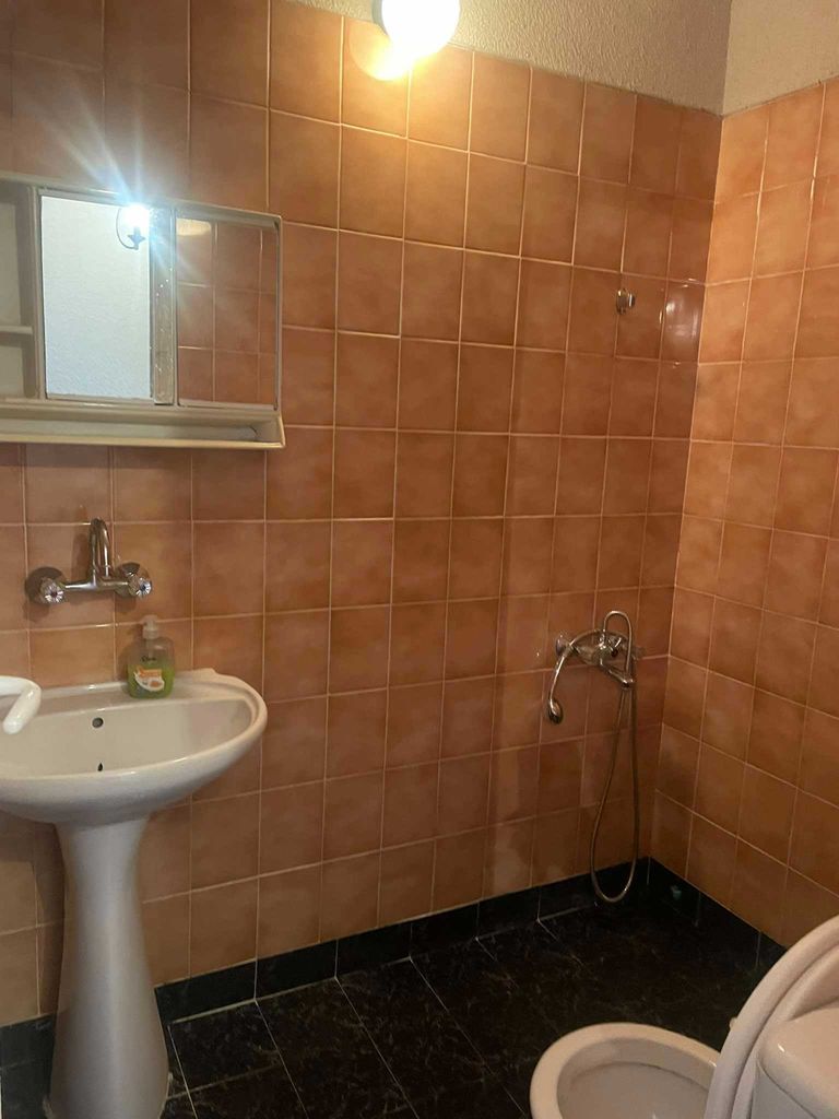 Дава се под наем Тристаен апартамент в София, Младост 4 - 100 кв.м за 612 € - Снимка #11