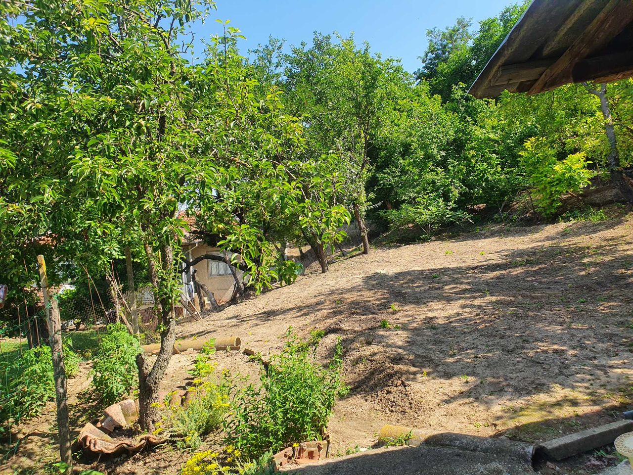 Продава се Къща в Силистра, в.з. Юг - 860 кв.м за 38 €/кв.м - Снимка #19