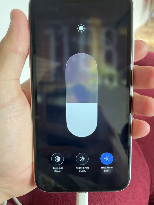 Iphone 11, ёмкасть 72%