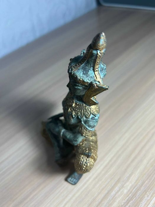Statuetă Buddha Thai/bronz masiv patinat/bicolor/cântăreț/15,3cm.